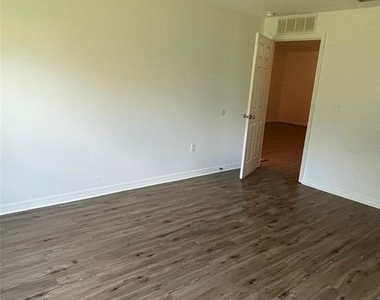 6 Wood Amber Lane - Photo Thumbnail 4