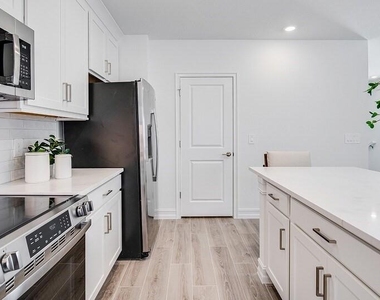 28449 Grassland Ranch Lane - Photo Thumbnail 3
