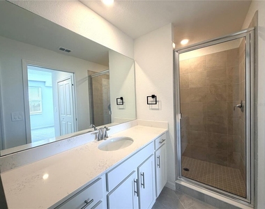 17565 Opal Sand Drive - Photo Thumbnail 11