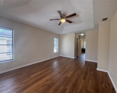 15470 Brainbridge Circle - Photo Thumbnail 6
