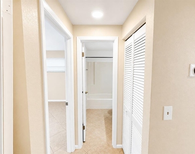 257 Camillia Lane - Photo Thumbnail 9