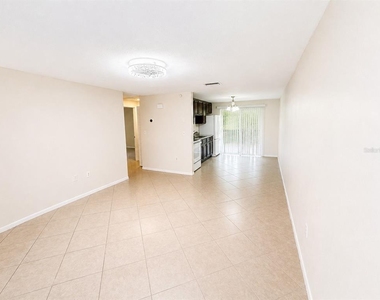 257 Camillia Lane - Photo Thumbnail 5