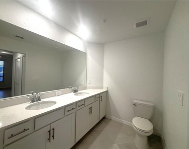 17440 Opal Sand Drive - Photo Thumbnail 16