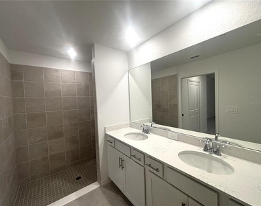 17440 Opal Sand Drive - Photo Thumbnail 15