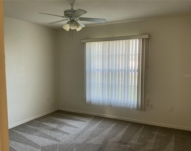 2700 S Biscayne Drive - Photo Thumbnail 5