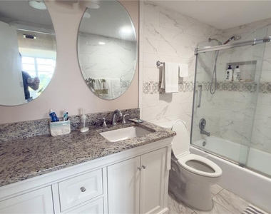 7461 W Country Club Drive N - Photo Thumbnail 18