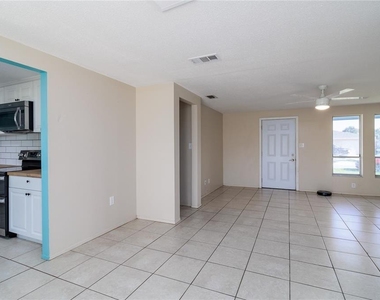 8119 San Jacinto Avenue - Photo Thumbnail 2