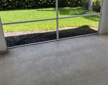 5796 Ivrea Drive - Photo Thumbnail 10