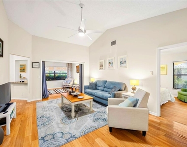 231 Southampton Lane - Photo Thumbnail 15