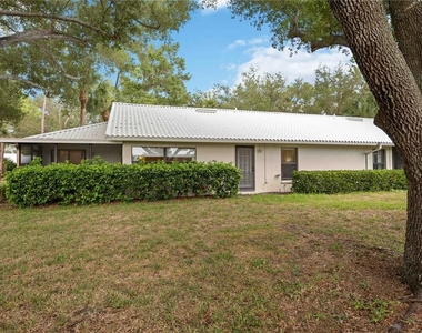 231 Southampton Lane - Photo Thumbnail 32