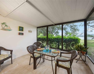 231 Southampton Lane - Photo Thumbnail 25