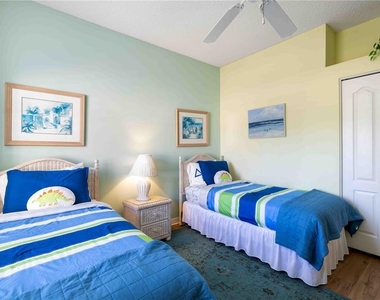 5064 Mahogany Run Avenue - Photo Thumbnail 19