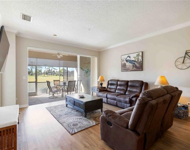 5064 Mahogany Run Avenue - Photo Thumbnail 4