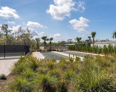 18028 Gawthrop Drive - Photo Thumbnail 29
