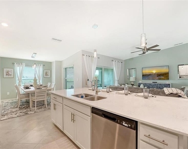 12550 Galapagos Court - Photo Thumbnail 14