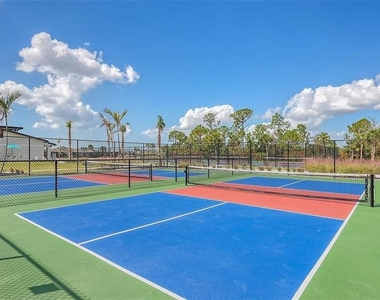 12550 Galapagos Court - Photo Thumbnail 32
