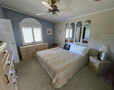 8503 Princess Court - Photo Thumbnail 10