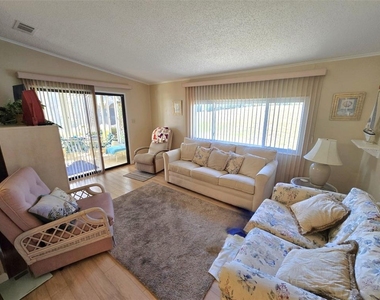 8503 Princess Court - Photo Thumbnail 3