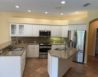 8544 Park Shore Lane - Photo Thumbnail 8