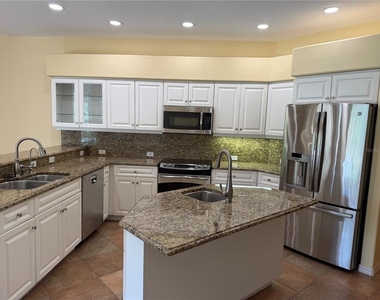 8544 Park Shore Lane - Photo Thumbnail 9