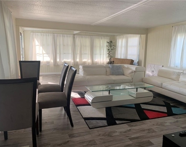 10 Boca Ciega - Photo Thumbnail 2