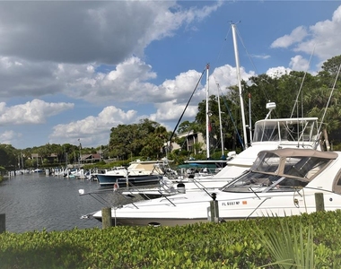 1709 Clower Creek Drive - Photo Thumbnail 32