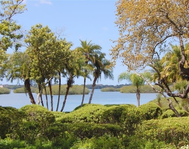1709 Clower Creek Drive - Photo Thumbnail 38