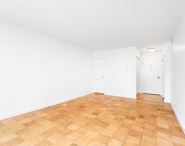 East 36th Street - Photo Thumbnail 1