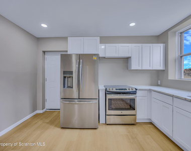 380 Scott Street - Photo Thumbnail 4