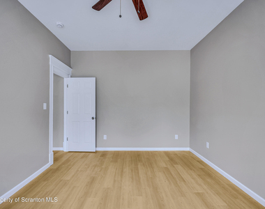 380 Scott Street - Photo Thumbnail 18