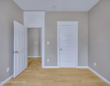 380 Scott Street - Photo Thumbnail 6