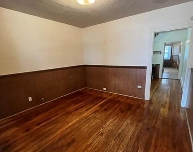 124 E Fell Street - Photo Thumbnail 1