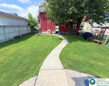 816 Main Street - Photo Thumbnail 13