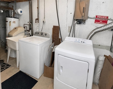 757 Mohawk Street - Photo Thumbnail 8