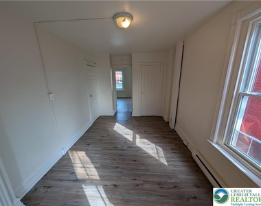 636 N Penn Street - Photo Thumbnail 1
