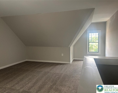 141 S 6th Street - Photo Thumbnail 21