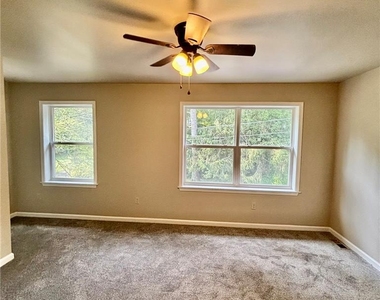 114 Frog Hollow Lane - Photo Thumbnail 11