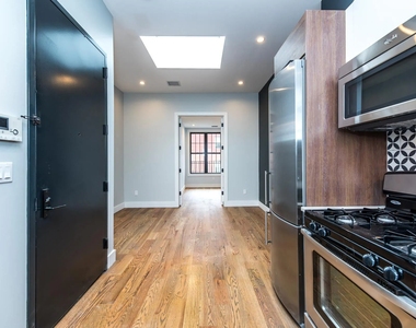 2 Stanwix Street - Photo Thumbnail 8