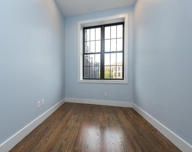 2 Stanwix Street - Photo Thumbnail 5