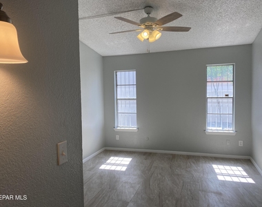 3109 Wayside Street - Photo Thumbnail 24