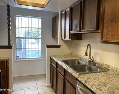 3109 Wayside Street - Photo Thumbnail 13