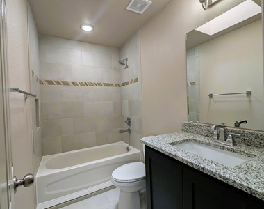 616 Rafael Marmolejo Street - Photo Thumbnail 12