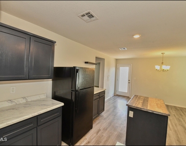 952 Orangetip Drive - Photo Thumbnail 11