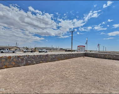 952 Orangetip Drive - Photo Thumbnail 39