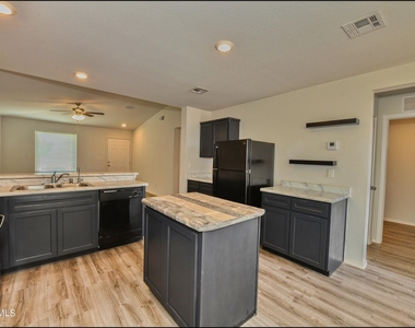 952 Orangetip Drive - Photo Thumbnail 16