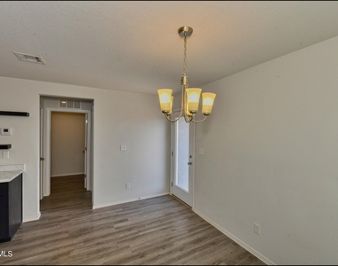 952 Orangetip Drive - Photo Thumbnail 19