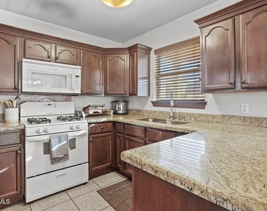 11333 Manuel Moreno Drive - Photo Thumbnail 11