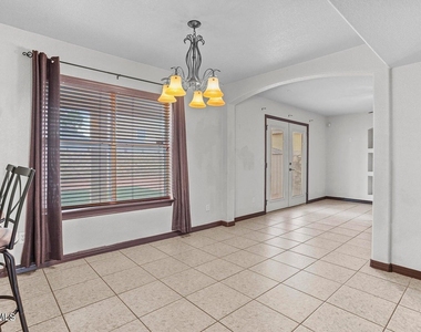 11333 Manuel Moreno Drive - Photo Thumbnail 5
