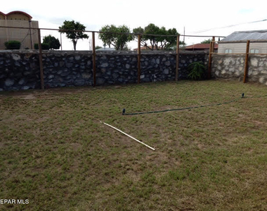 10430 Seawood Drive - Photo Thumbnail 1