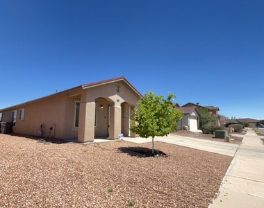 12052 Copper Head Lane - Photo Thumbnail 6